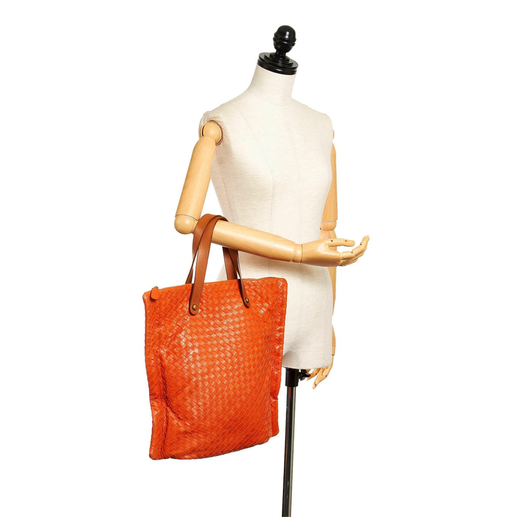 Bottega Veneta Intrecciato Leather Tote Bag (SHG-n9FDsM)