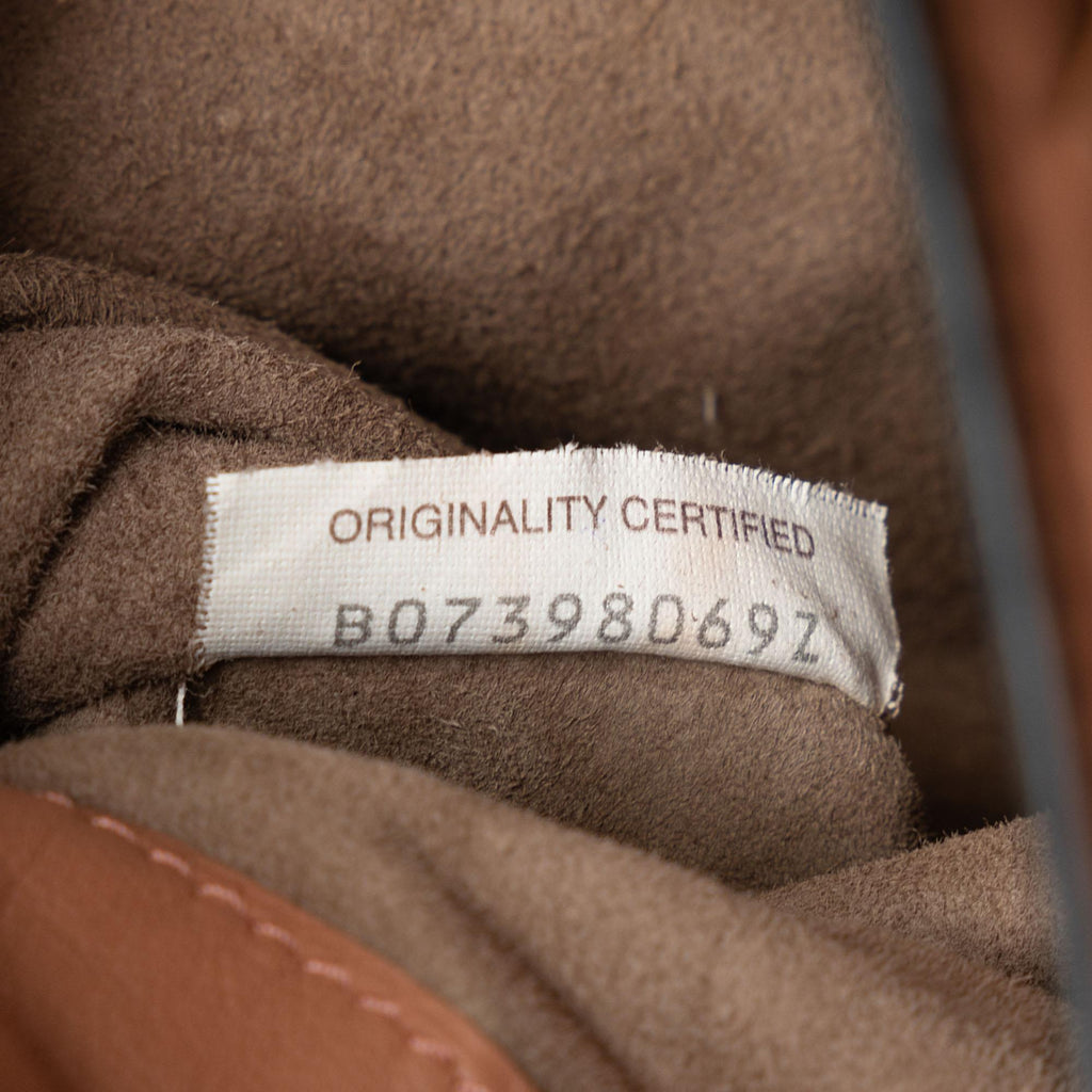 Bottega Veneta Intrecciato Loop Hobo Bag (SHG-v7SHR5)