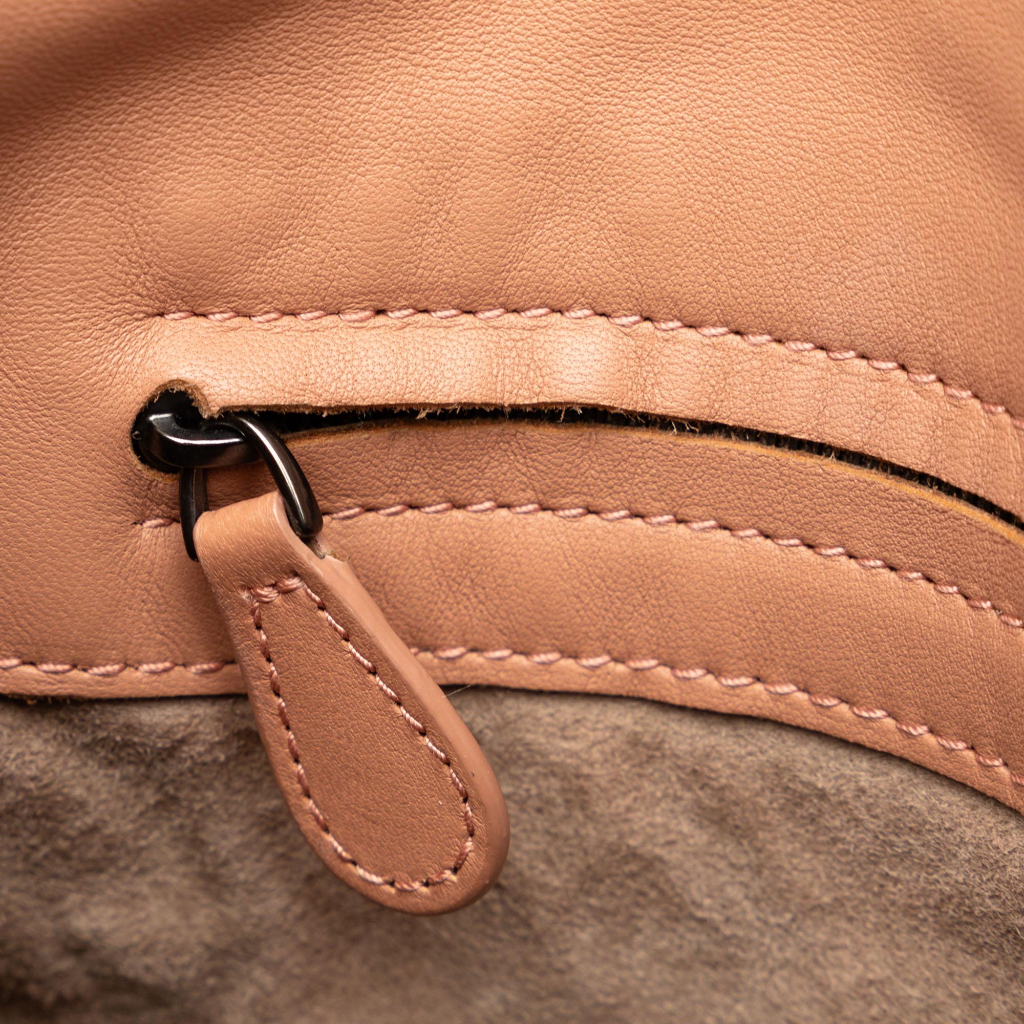 Bottega Veneta Intrecciato Loop Hobo Bag (SHG-v7SHR5)