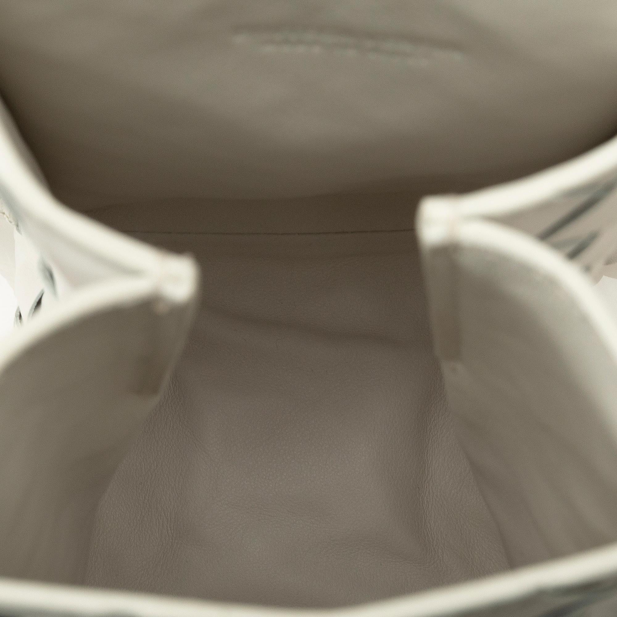 Bottega Veneta Intrecciato Mini Knot Bucket Bag (SHG-0GOSAm)