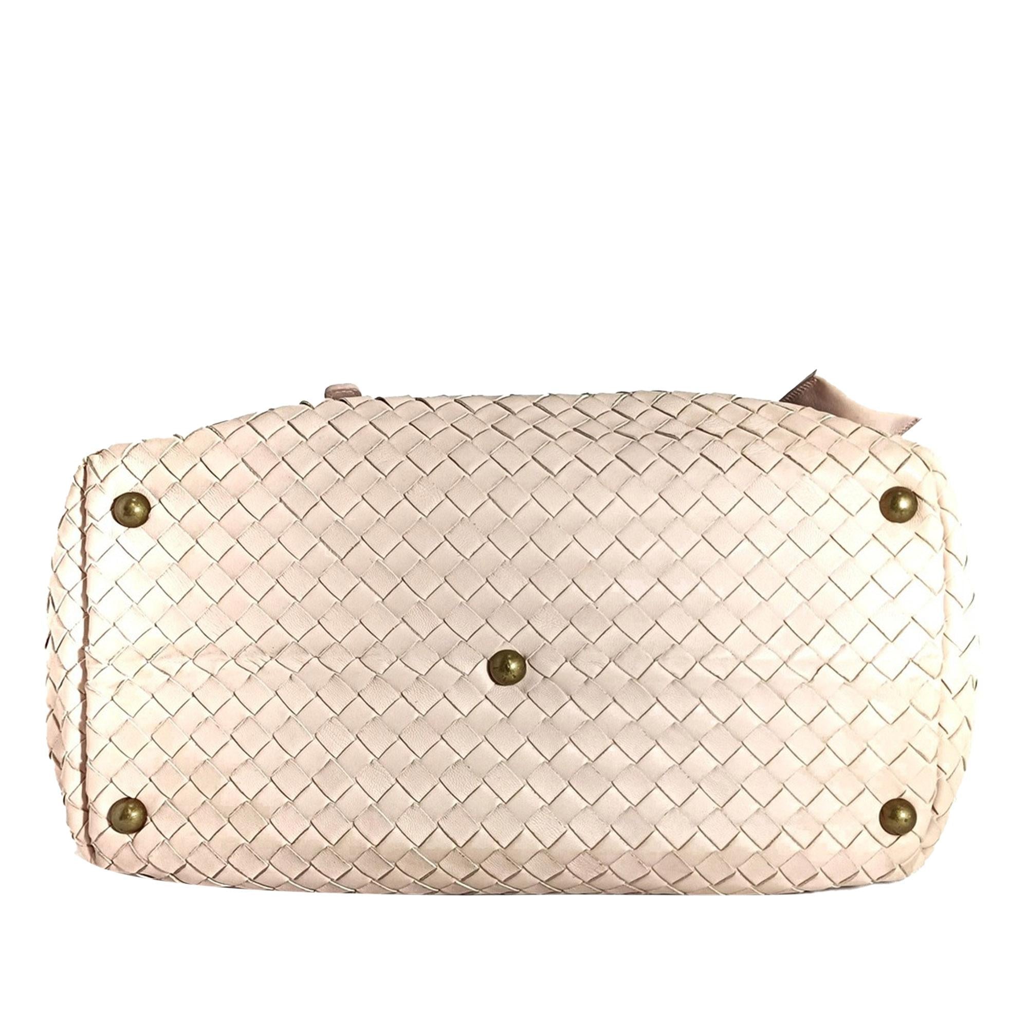 Bottega Veneta Intrecciato Montaigne (SHG-yWlxaG)