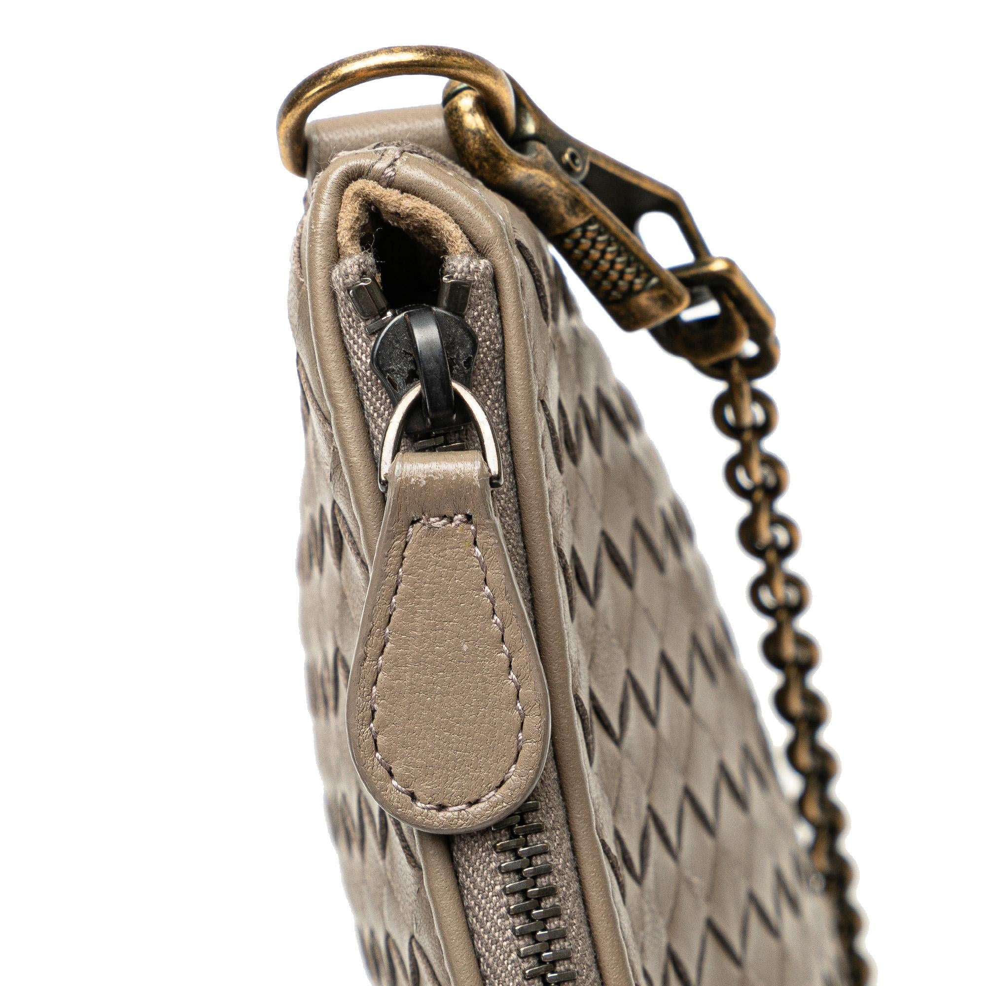 Bottega Veneta Intrecciato Nappa Biletto Wallet on Chain (SHG-dOzzWj)