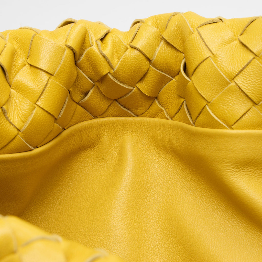 Bottega Veneta Intrecciato Nappa Bulb Shoulder Bag (SHF-0iUWsy)
