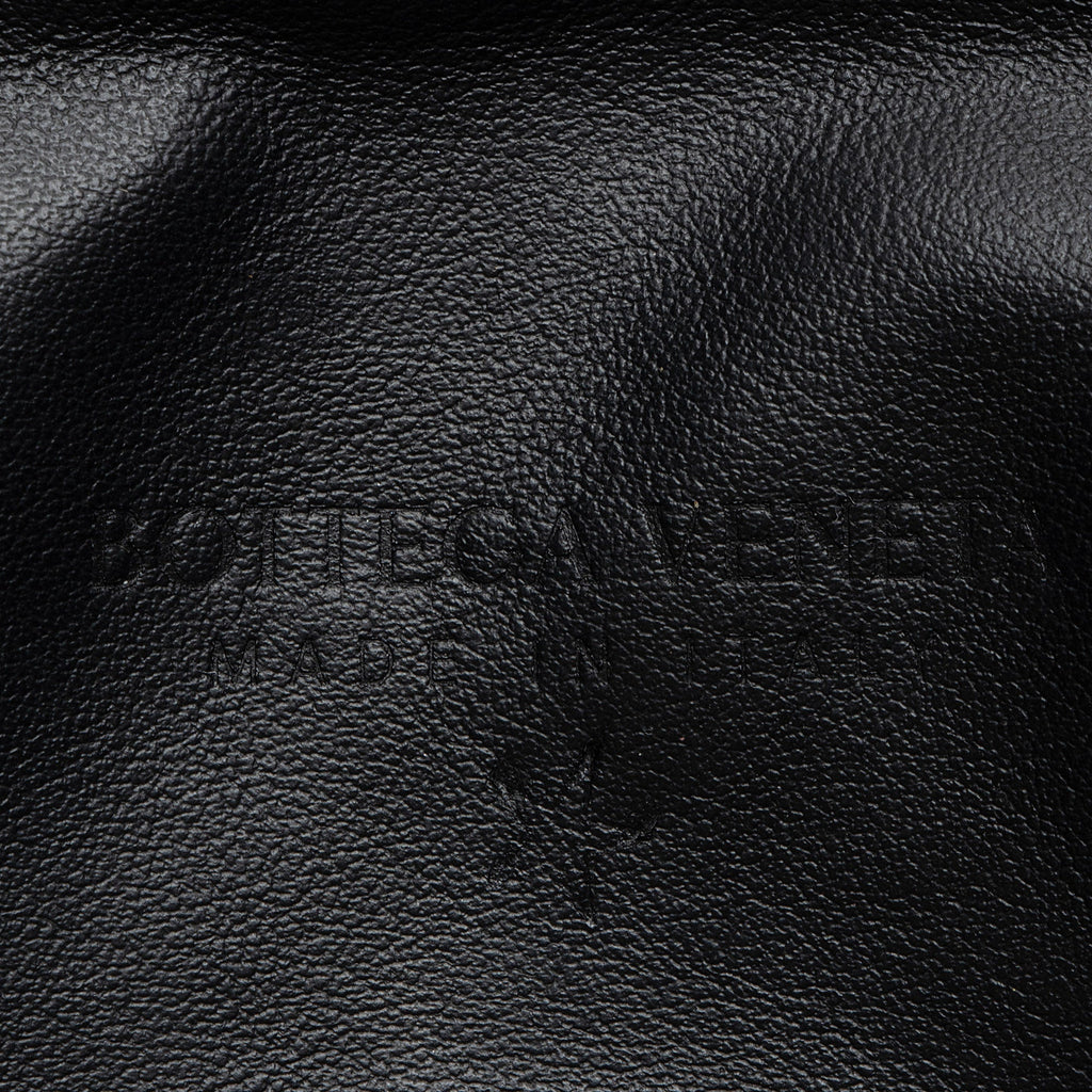 Bottega Veneta Intrecciato Nappa Bulb Shoulder Bag (SHF-gt3xW5)