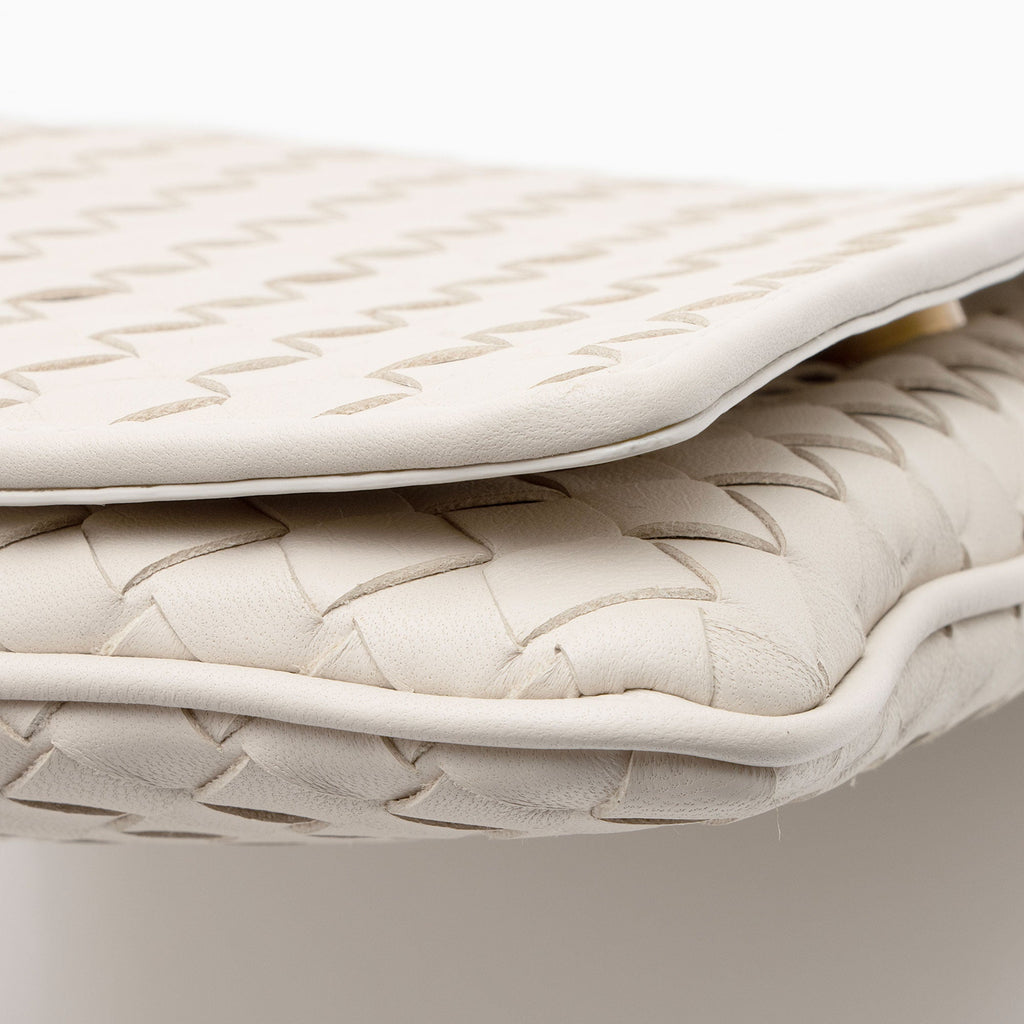 Bottega Veneta Intrecciato Nappa Flap Shoulder Bag (SHF-hDq80J)