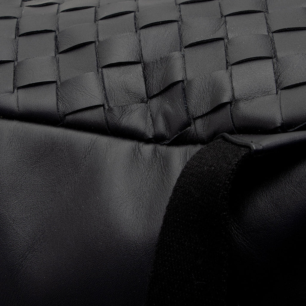 Bottega Veneta Intrecciato Nappa Front Pocket Medium Backpack (SHF-RpBOnW)