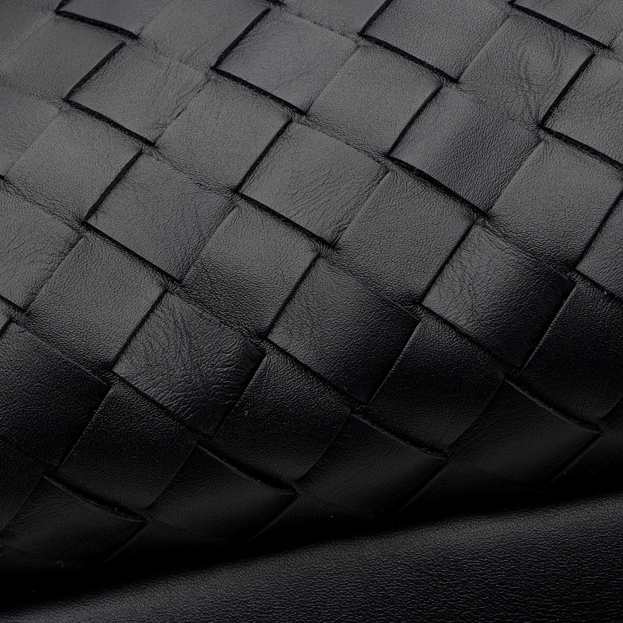 Bottega Veneta Intrecciato Nappa Front Pocket Medium Backpack (SHF-RpBOnW)