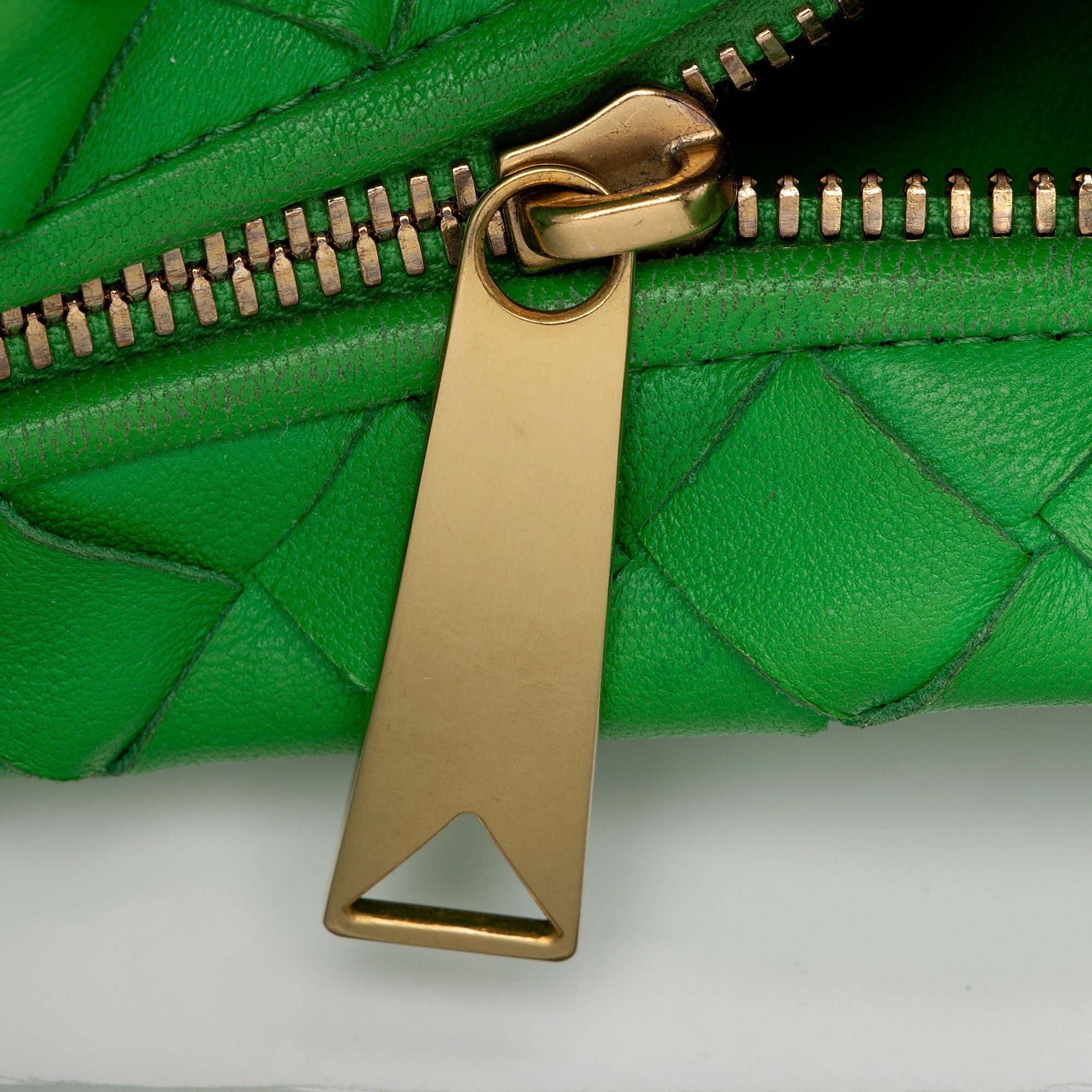 Bottega Veneta Intrecciato Nappa Jodie Mini Bag (SHF-pDiW1o)
