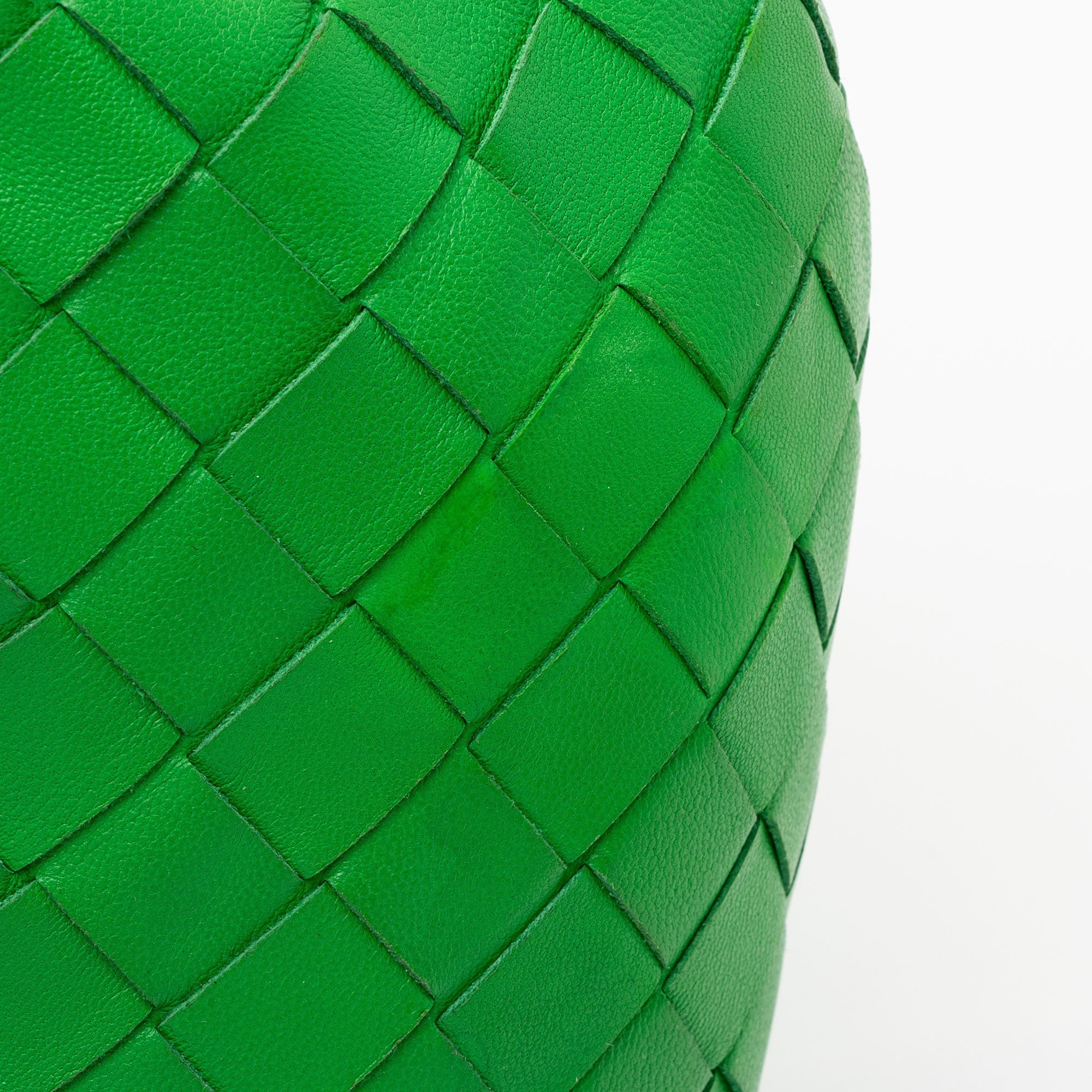 Bottega Veneta Intrecciato Nappa Jodie Mini Bag (SHF-pDiW1o)