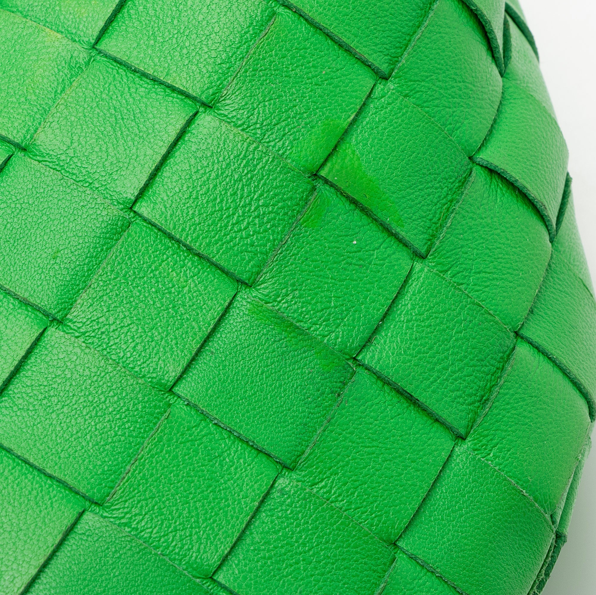 Bottega Veneta Intrecciato Nappa Jodie Mini Bag (SHF-pDiW1o)