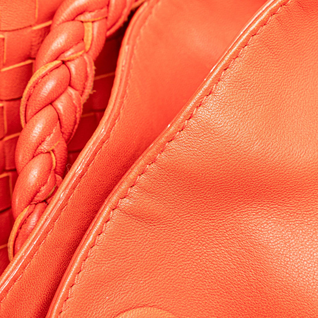 Bottega Veneta Intrecciato Nappa Julie Tote (SHG-pYQtKT)