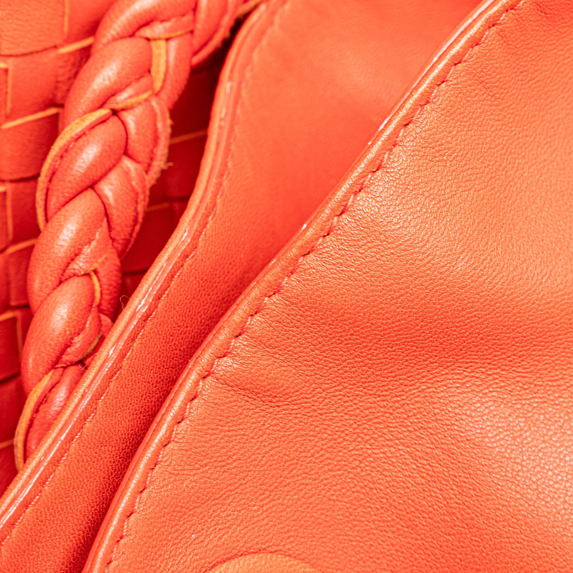 Bottega Veneta Intrecciato Nappa Julie Tote (SHG-pYQtKT)