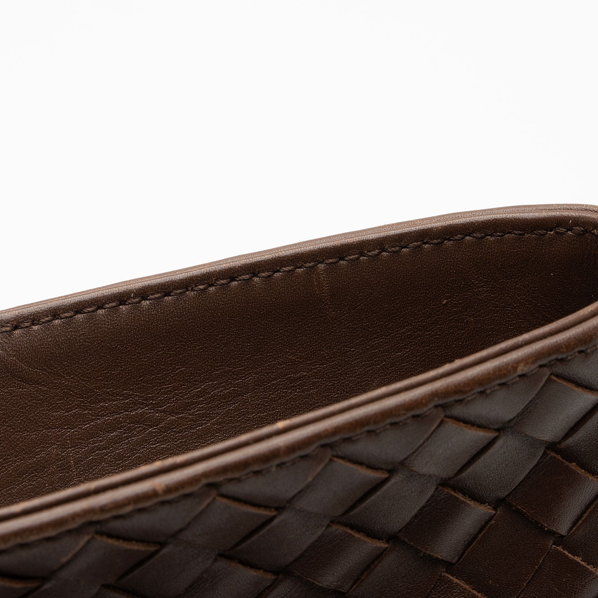 Bottega Veneta Intrecciato Nappa Large Messenger (SHF-8L6sHp)