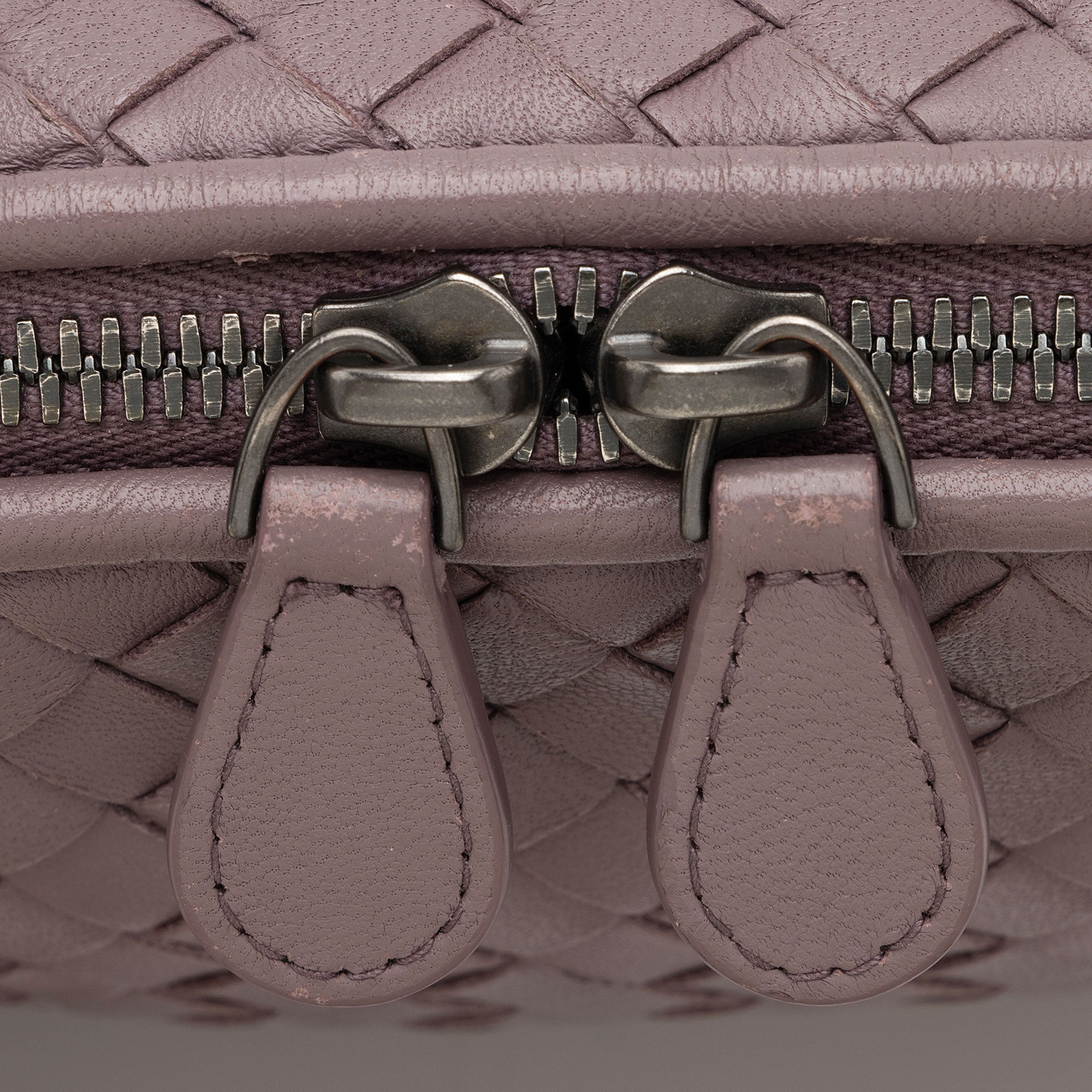 Bottega Veneta Intrecciato Nappa Leather Nodini Crossbody (SHF-nPncFK)