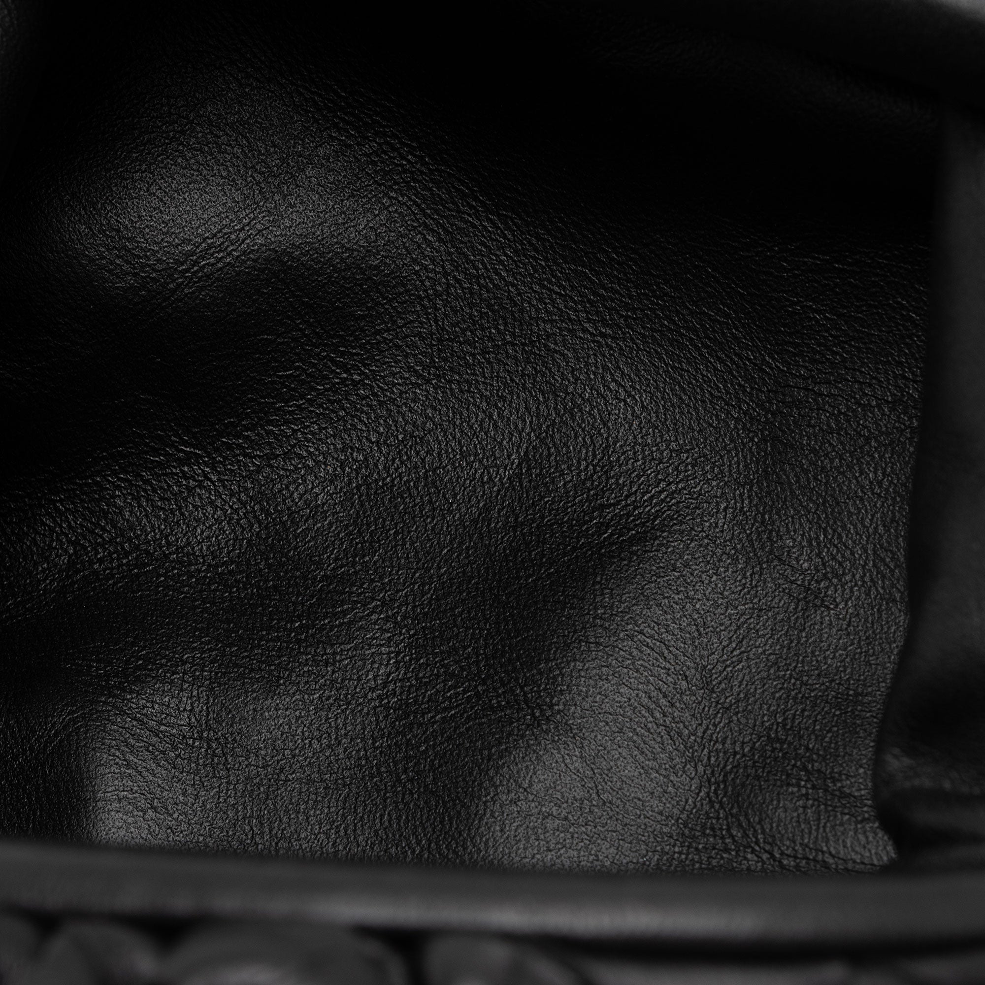 Bottega Veneta Intrecciato Nappa Leather The Pouch Mini Clutch (SHF-ZxdcNO)