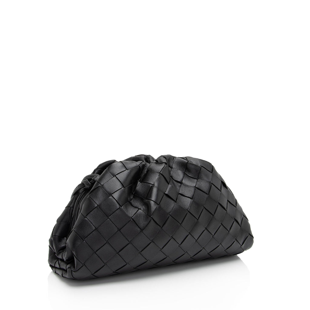 Bottega Veneta Intrecciato Nappa Leather The Pouch Mini Clutch (SHF-ZxdcNO)