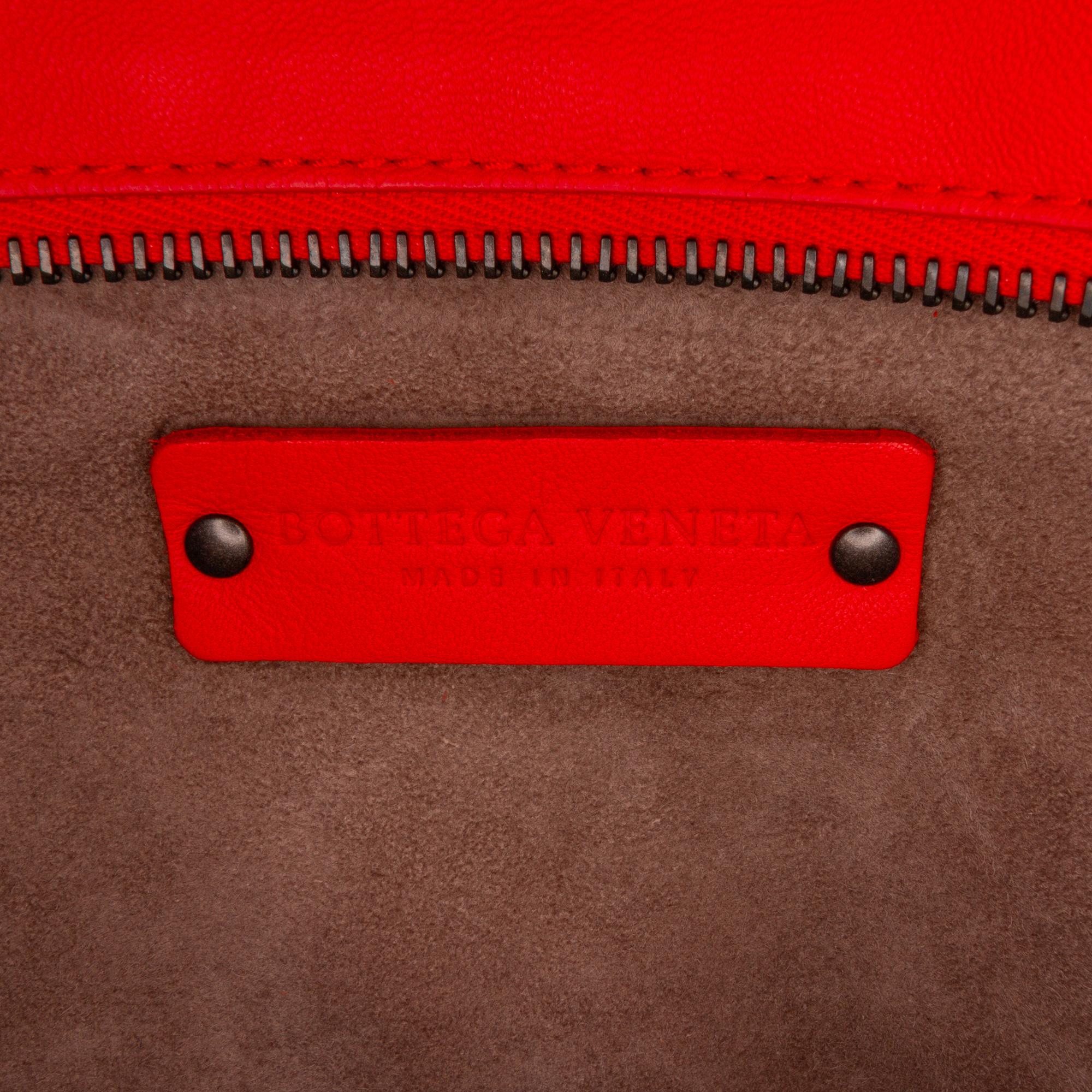 Bottega Veneta Intrecciato Nappa Satchel (SHG-iiquHH)