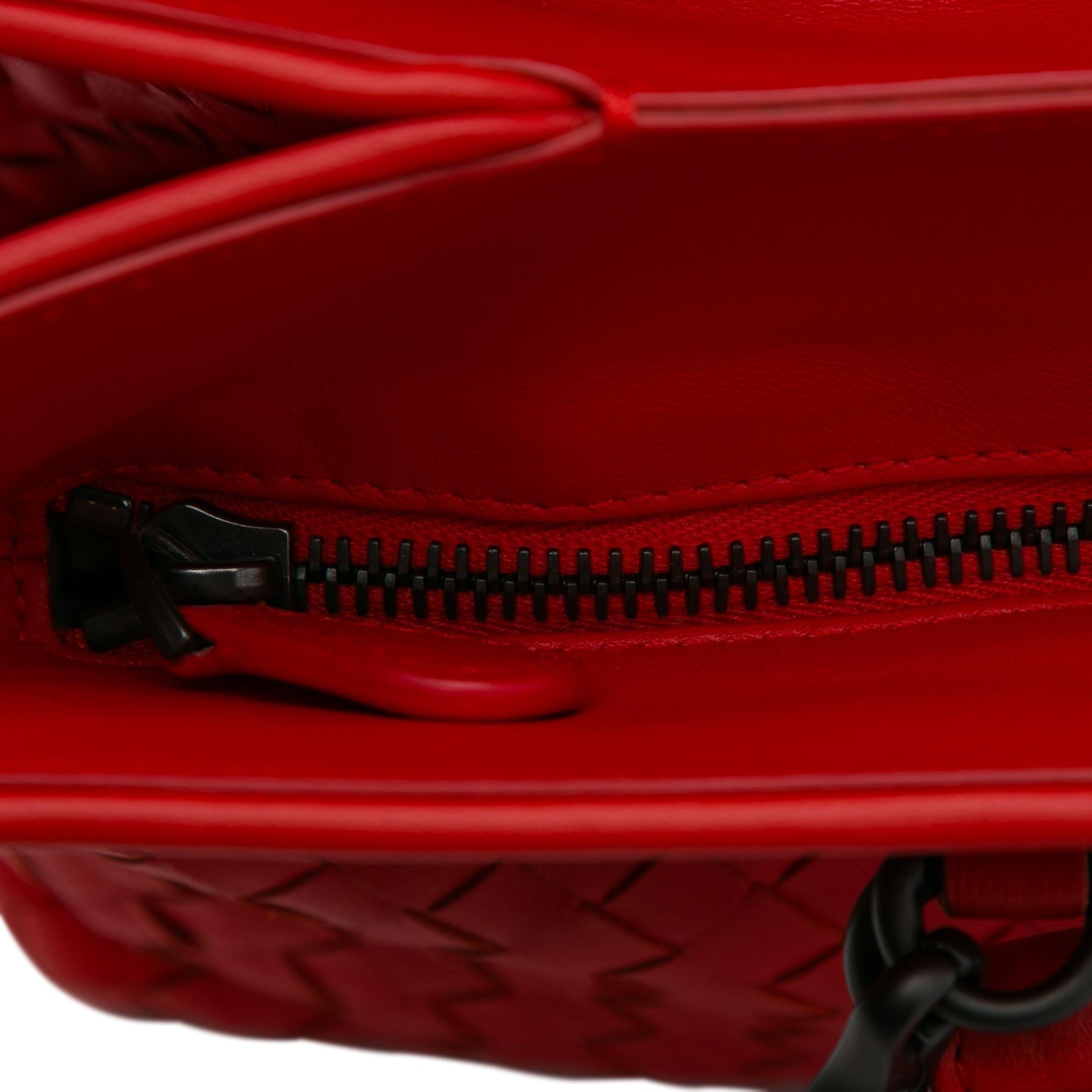 Bottega Veneta Intrecciato Nappa Satchel (SHG-iiquHH)