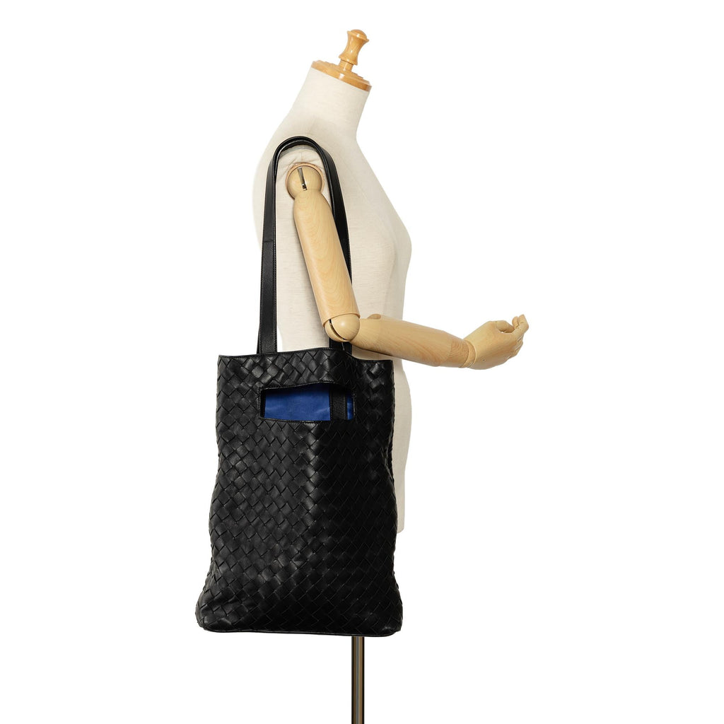 Bottega Veneta Intrecciato Nappa Slot North South Tote (SHG-c3v31o)