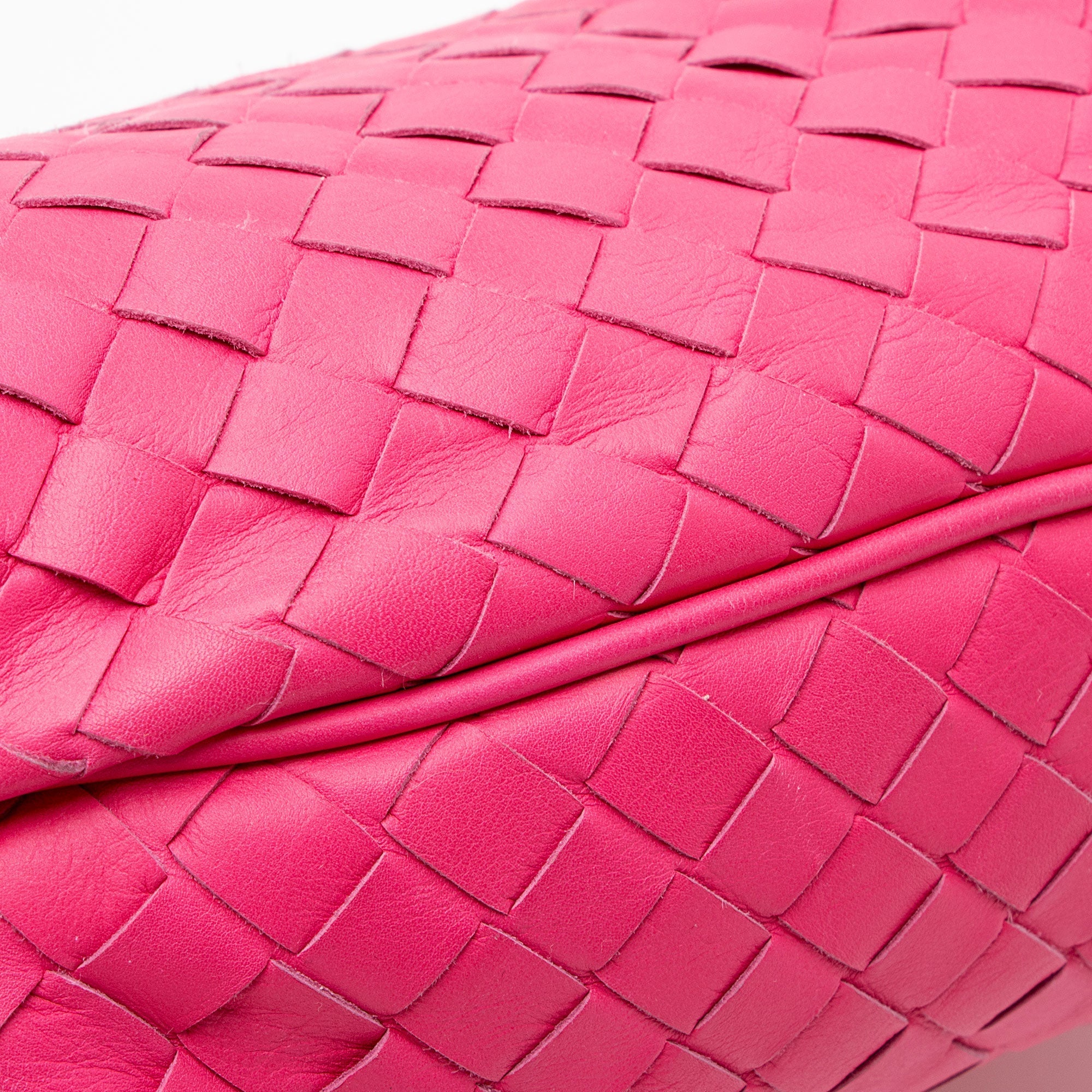 Bottega Veneta Intrecciato Nappa Small Shoulder Bag (SHF-cwvlNW)