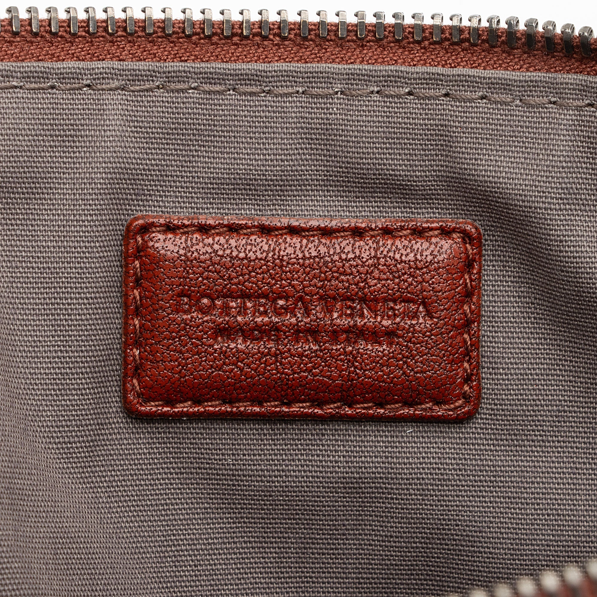 Bottega Veneta Intrecciato Nappa Tricolor Zip Pouch (SHF-y50aov)