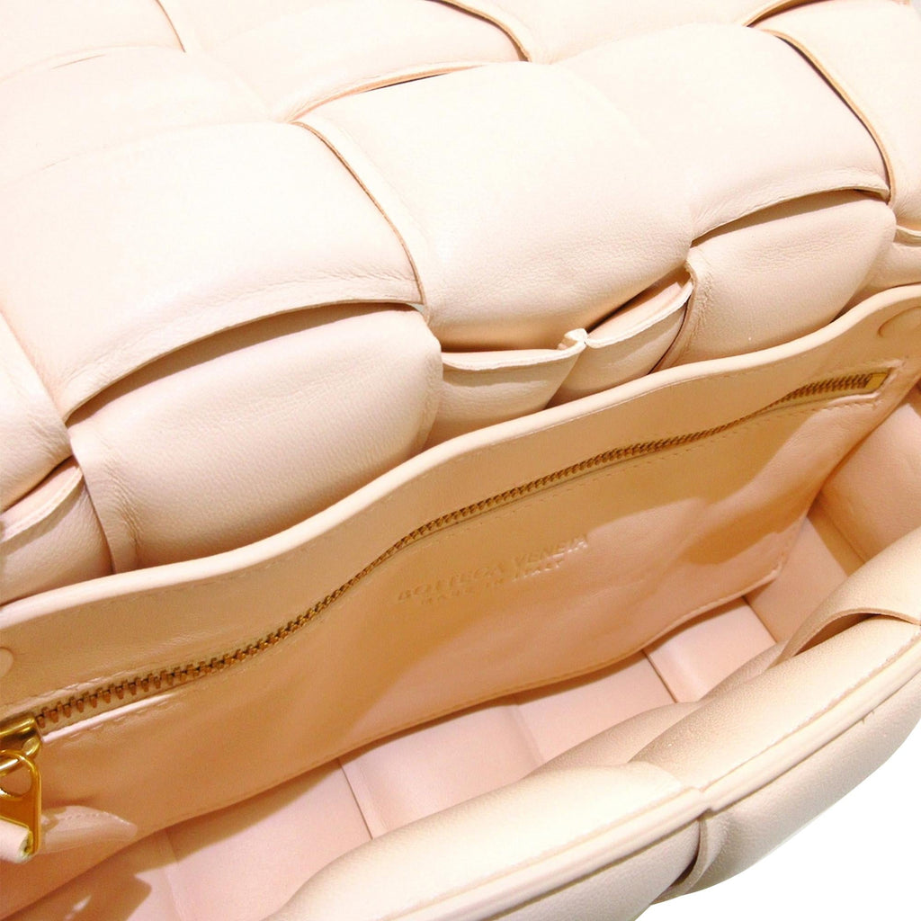 Bottega Veneta Intrecciato Padded Cassette (SHG-JBcEzg)
