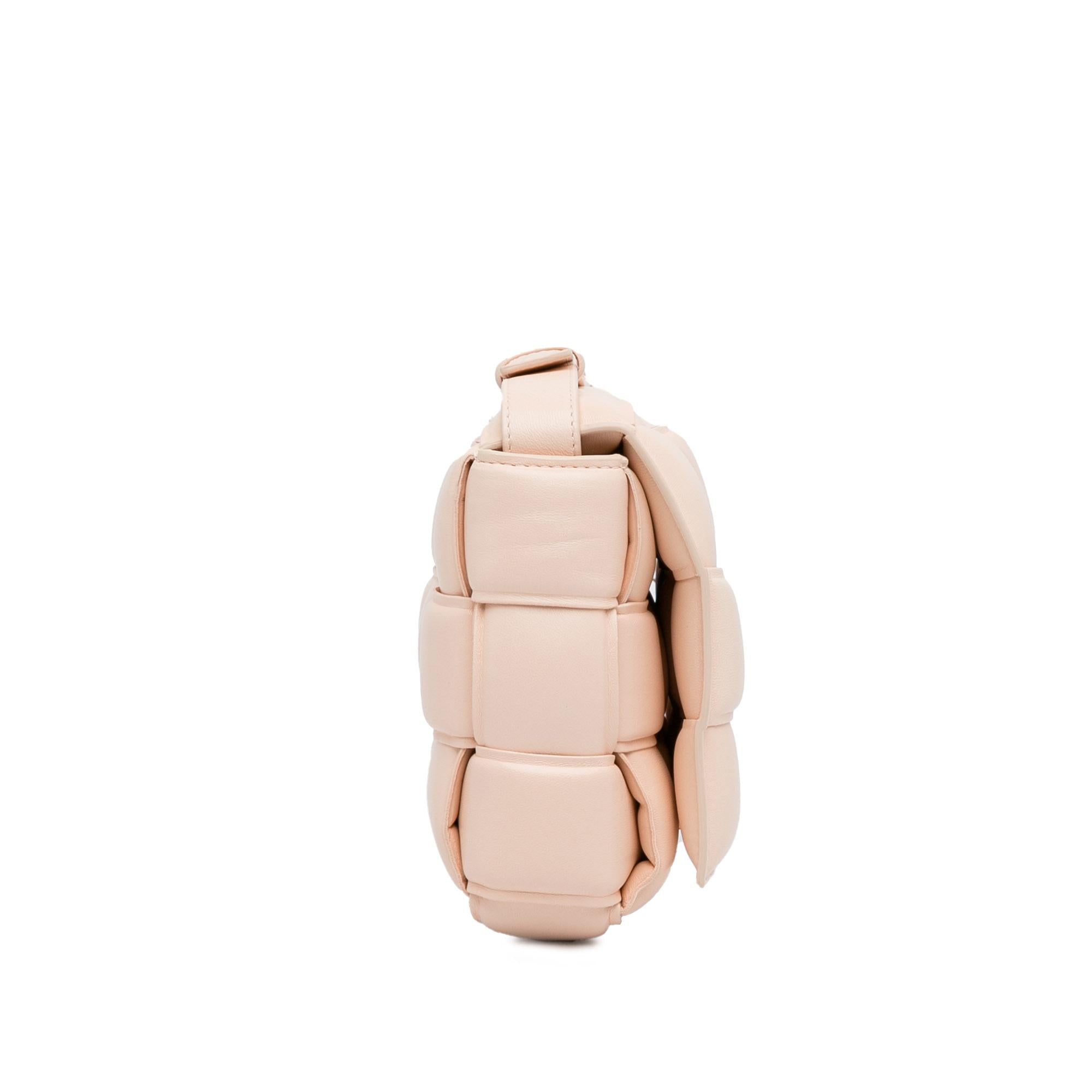 Bottega Veneta Intrecciato Padded Cassette (SHG-DglNl3)