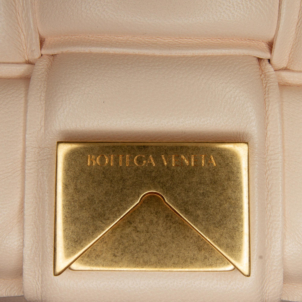 Bottega Veneta Intrecciato Padded Cassette (SHG-DglNl3)
