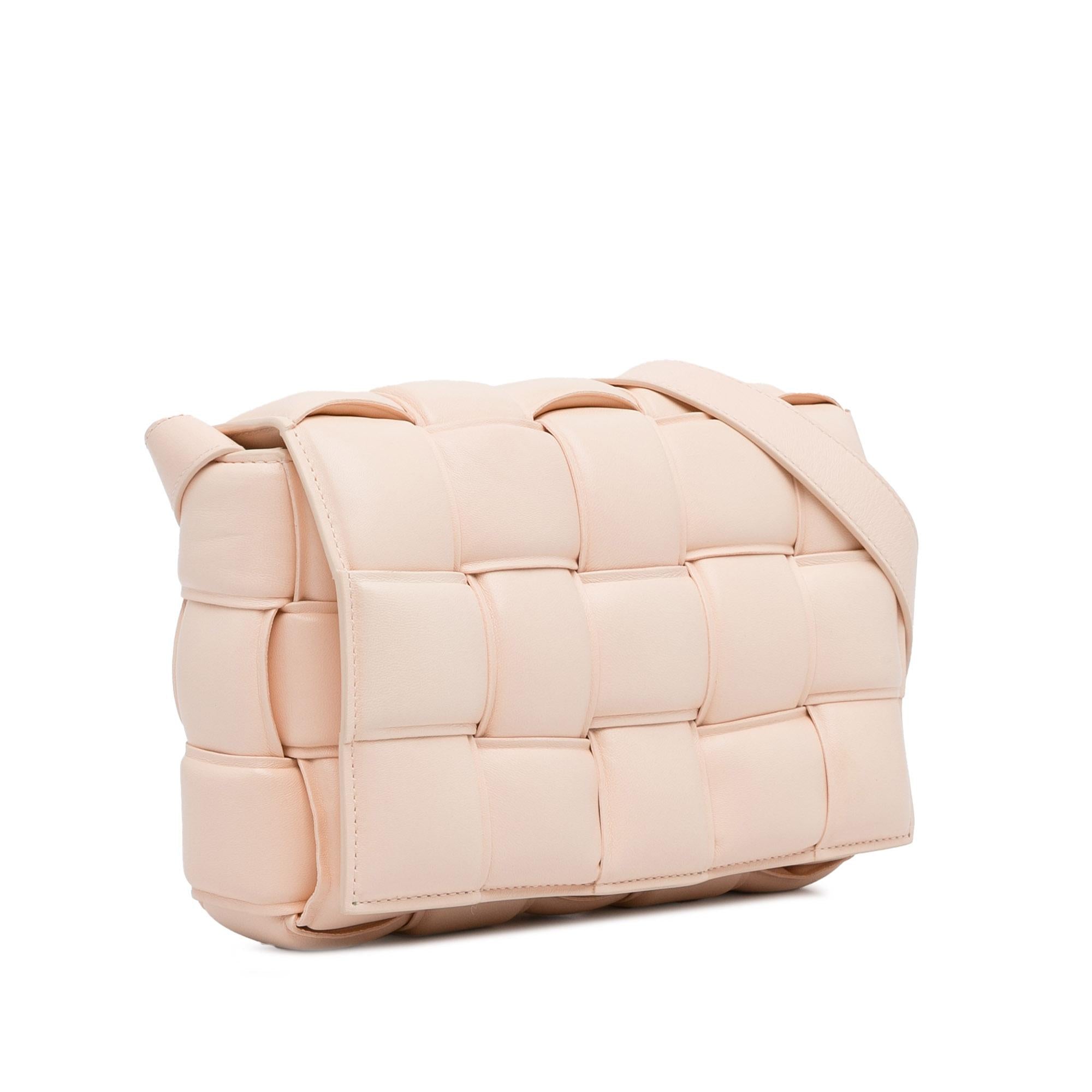 Bottega Veneta Intrecciato Padded Cassette (SHG-DglNl3)