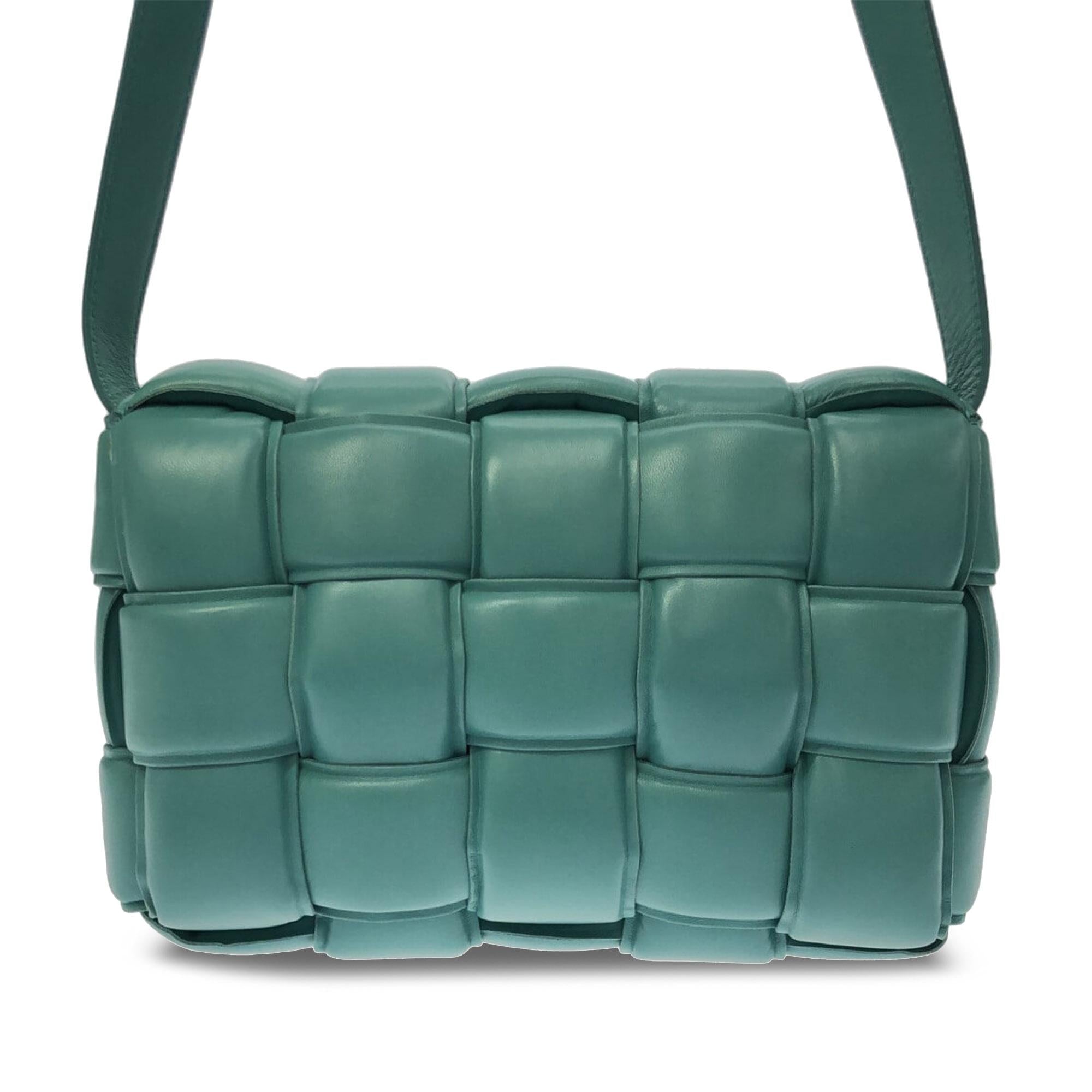 Bottega Veneta Intrecciato Padded Cassette (SHG-hZ8kNK)