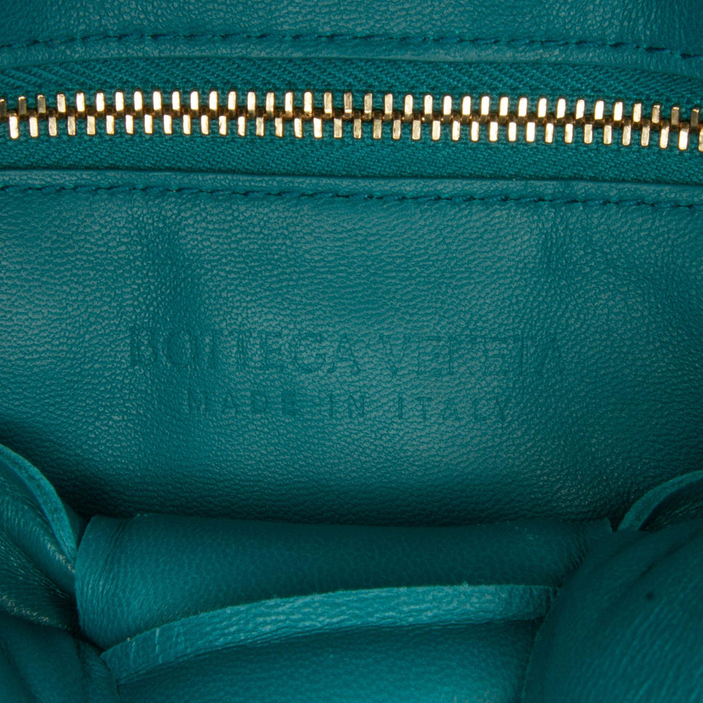 Bottega Veneta Intrecciato Padded Chain Cassette Satchel (SHG-9kIfzC)