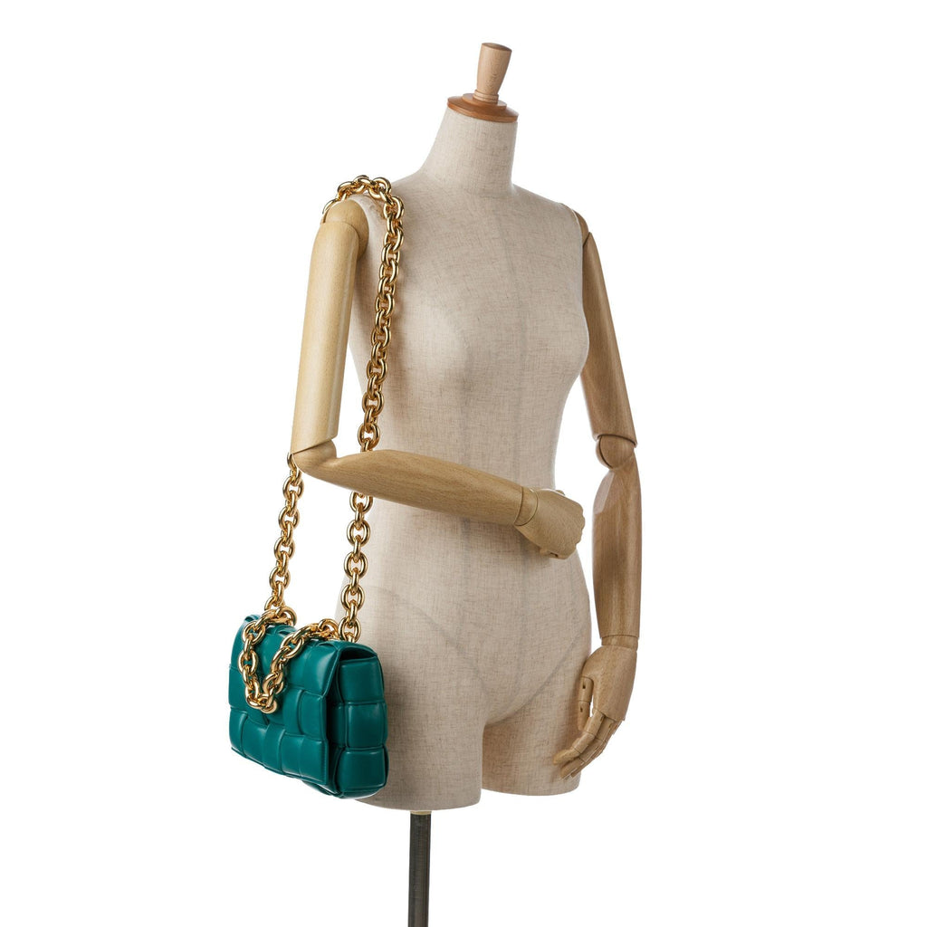 Bottega Veneta Intrecciato Padded Chain Cassette Satchel (SHG-9kIfzC)