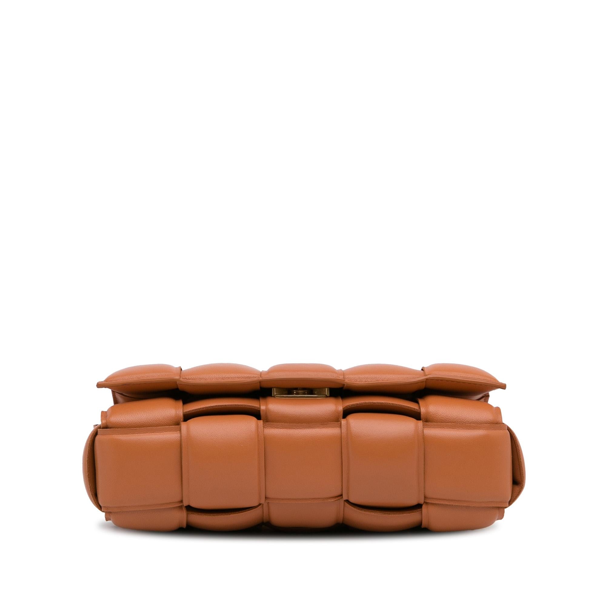 Bottega Veneta Intrecciato Padded Chain Cassette (SHG-vEzm0m)
