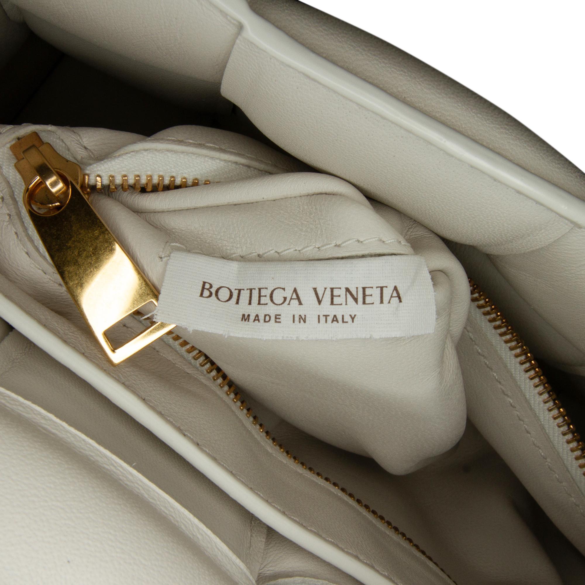 Bottega Veneta Intrecciato Padded Chain Cassette (SHG-RRpNus)