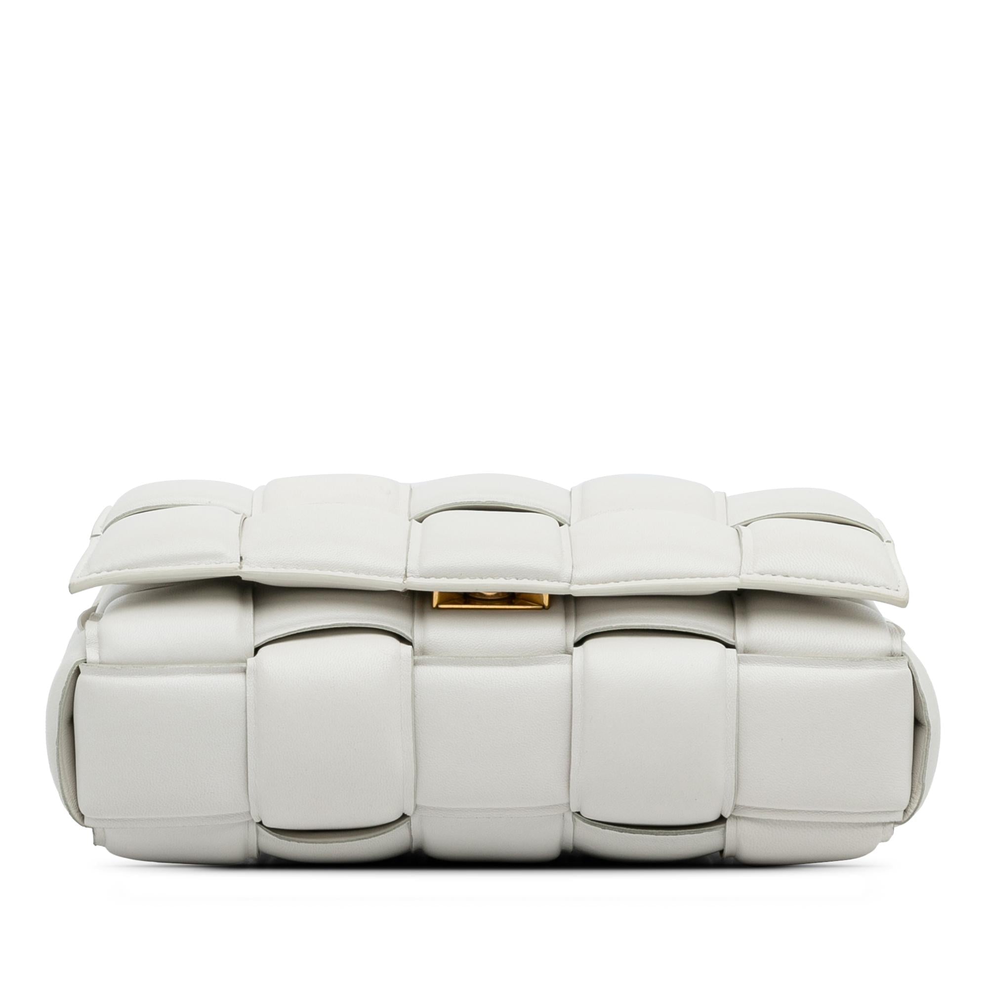 Bottega Veneta Intrecciato Padded Chain Cassette (SHG-mdMFBa)