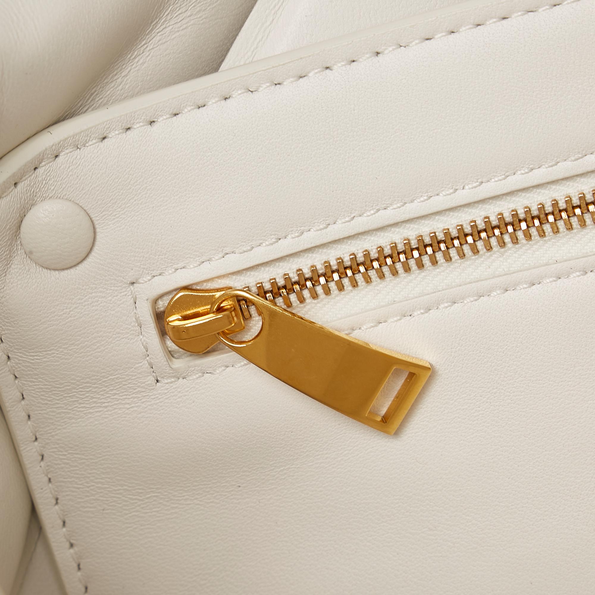 Bottega Veneta Intrecciato Padded Leather Satchel (SHG-evdA4X)