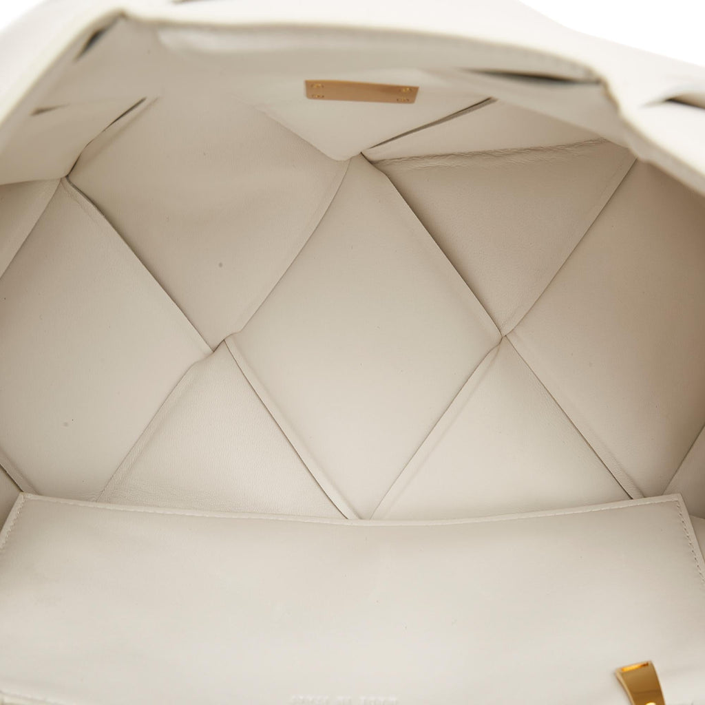 Bottega Veneta Intrecciato Padded Leather Satchel (SHG-evdA4X)