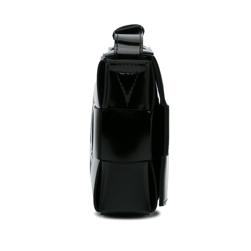 Bottega Veneta Intrecciato Patent Cassette (SHG-w1334a)