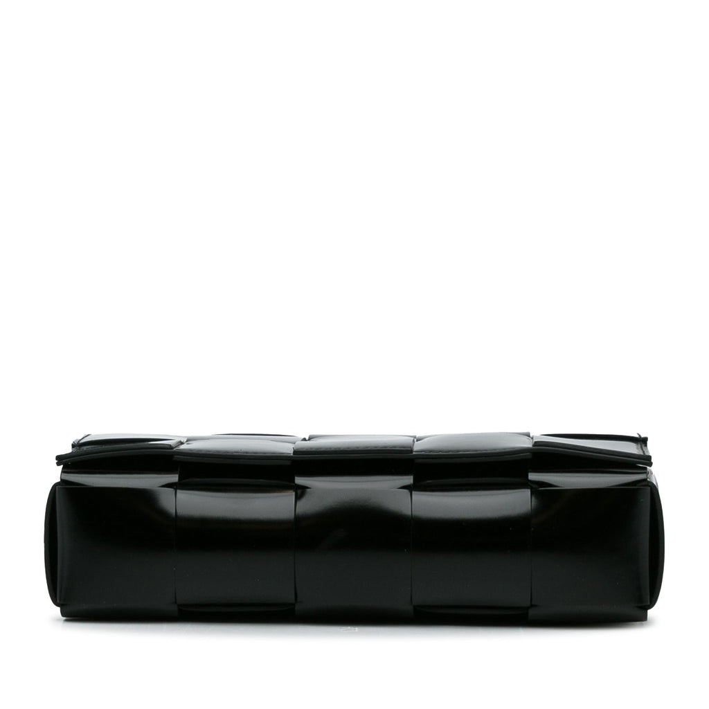 Bottega Veneta Intrecciato Patent Cassette (SHG-w1334a)