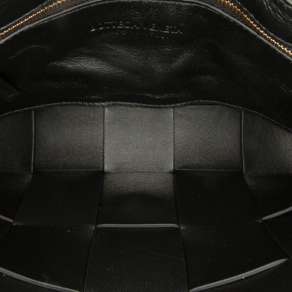 Bottega Veneta Intrecciato Patent Cassette (SHG-w1334a)