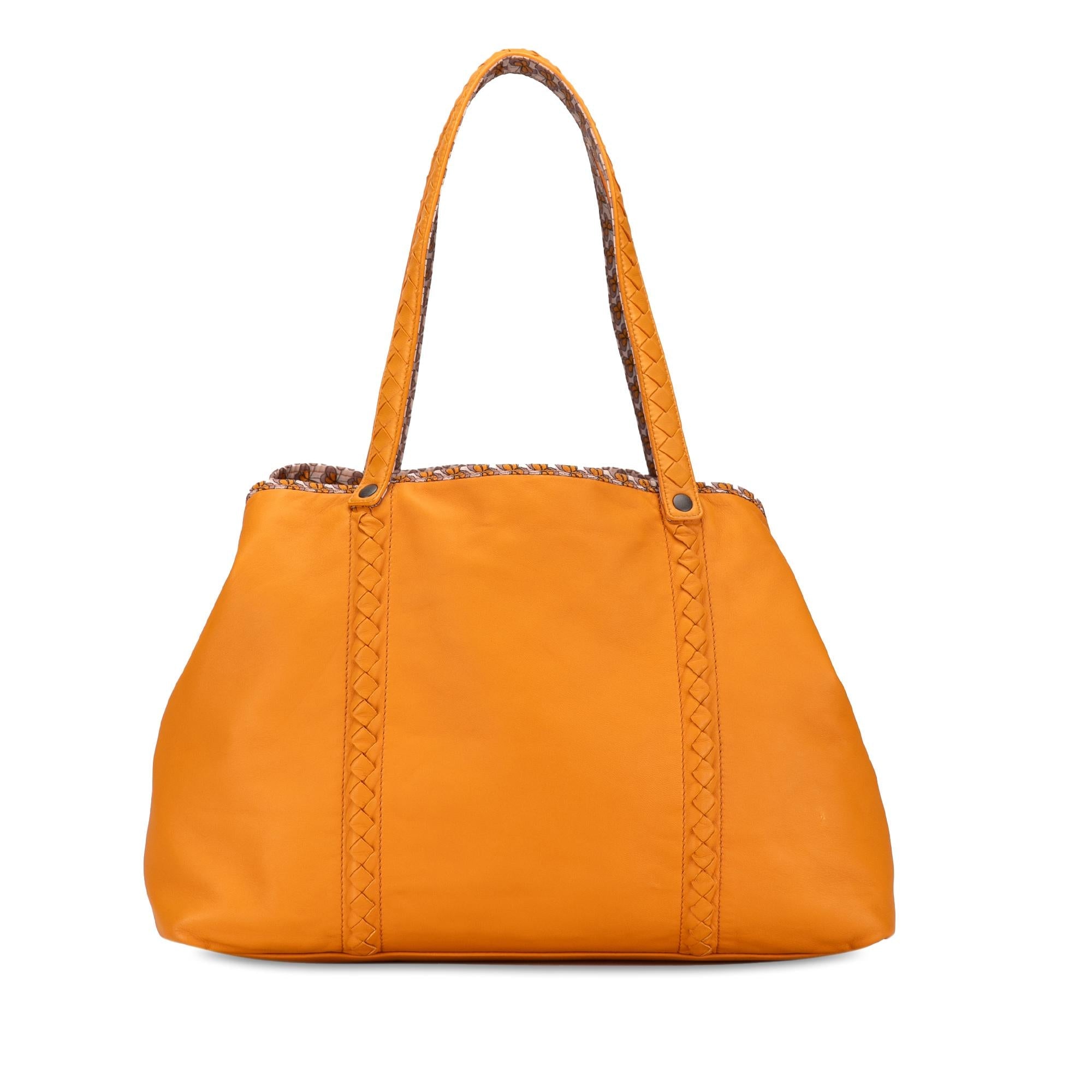 Bottega Veneta Intrecciato Reversible Tote (SHG-gD9abq)