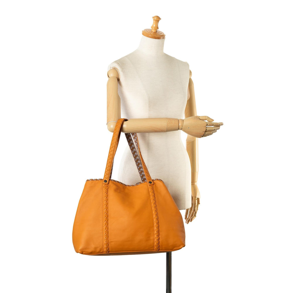 Bottega Veneta Intrecciato Reversible Tote (SHG-gD9abq)