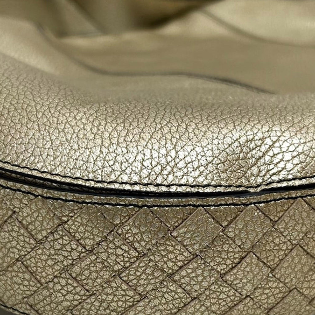 Bottega Veneta Intrecciato Satchel (SHG-yr0ar9)