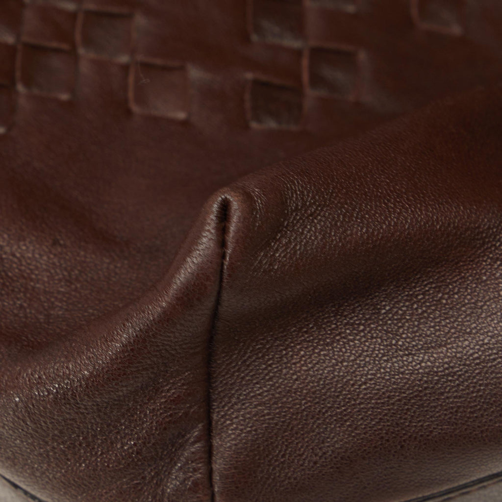 Bottega Veneta Intrecciato Shoulder Bag (SHG-nNX0if)