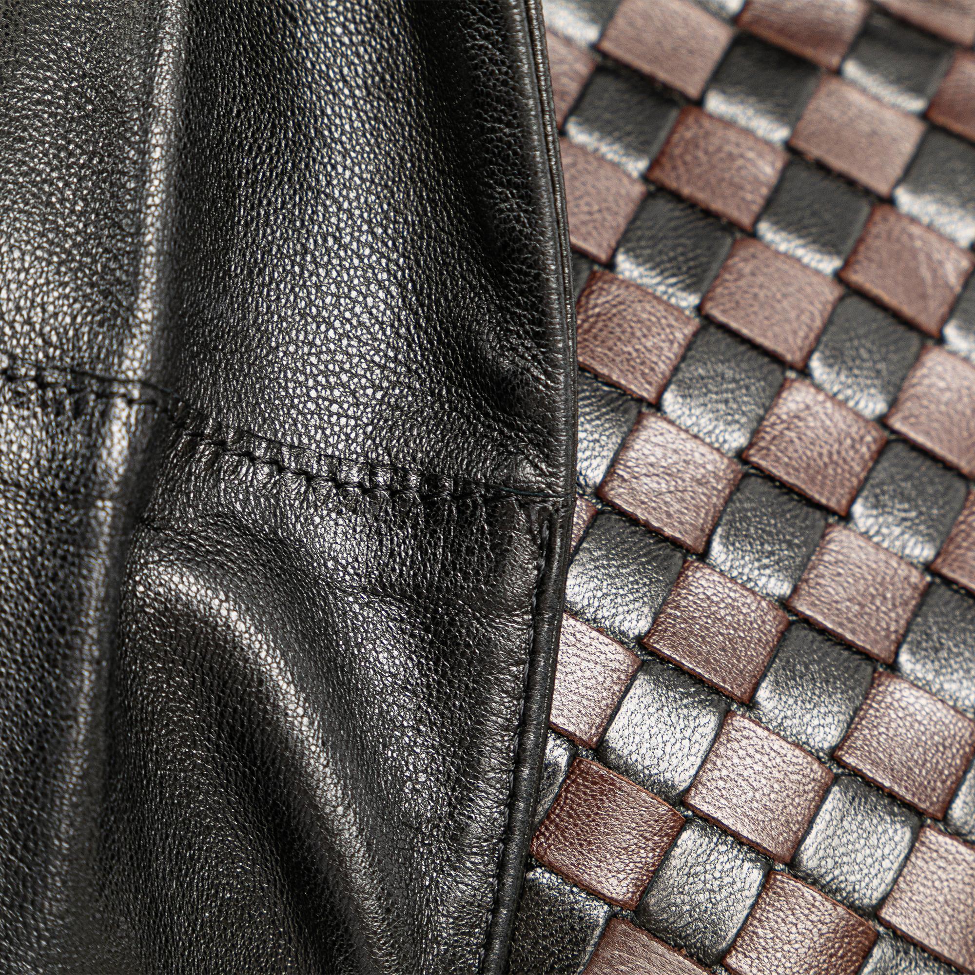 Bottega Veneta Intrecciato Shoulder Bag (SHG-pOyX4L)