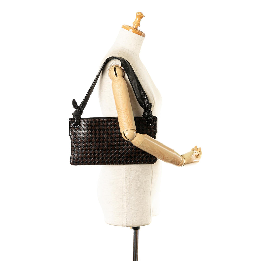 Bottega Veneta Intrecciato Shoulder Bag (SHG-pOyX4L)