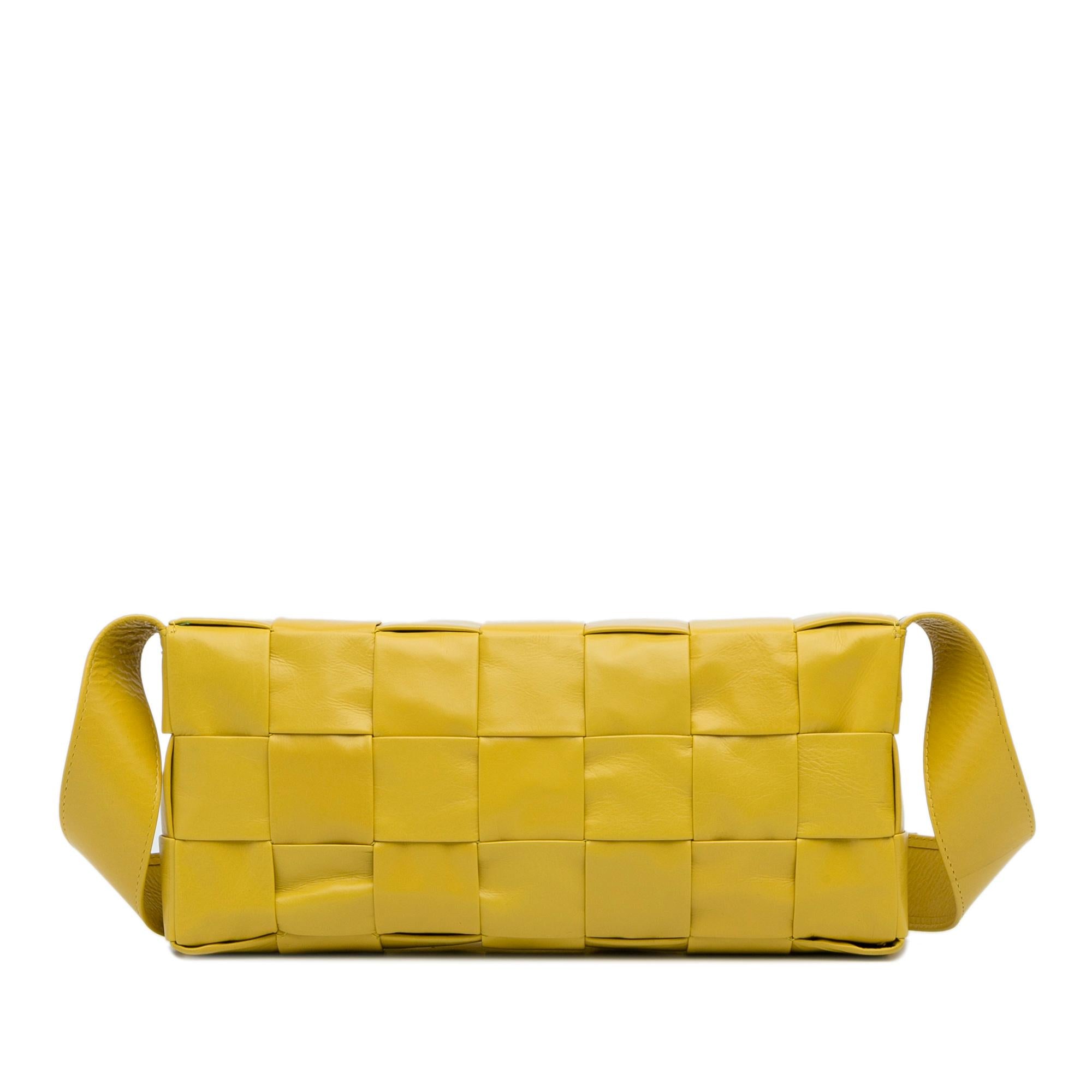 Bottega Veneta Intrecciato Stretch Cassette Crossbody Bag (SHG-vxmhAc)