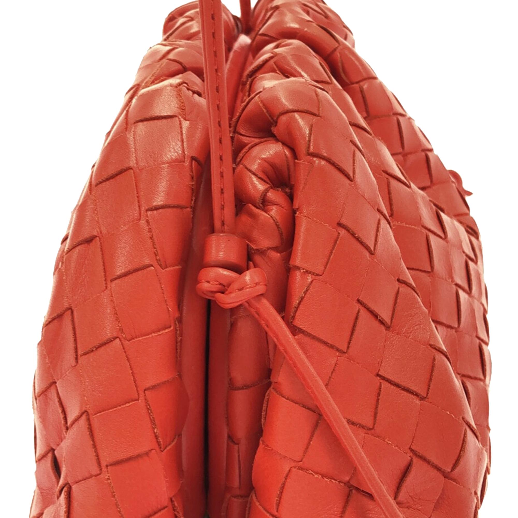 Bottega Veneta Intrecciato The Mini Pouch (SHG-FyOpWR)
