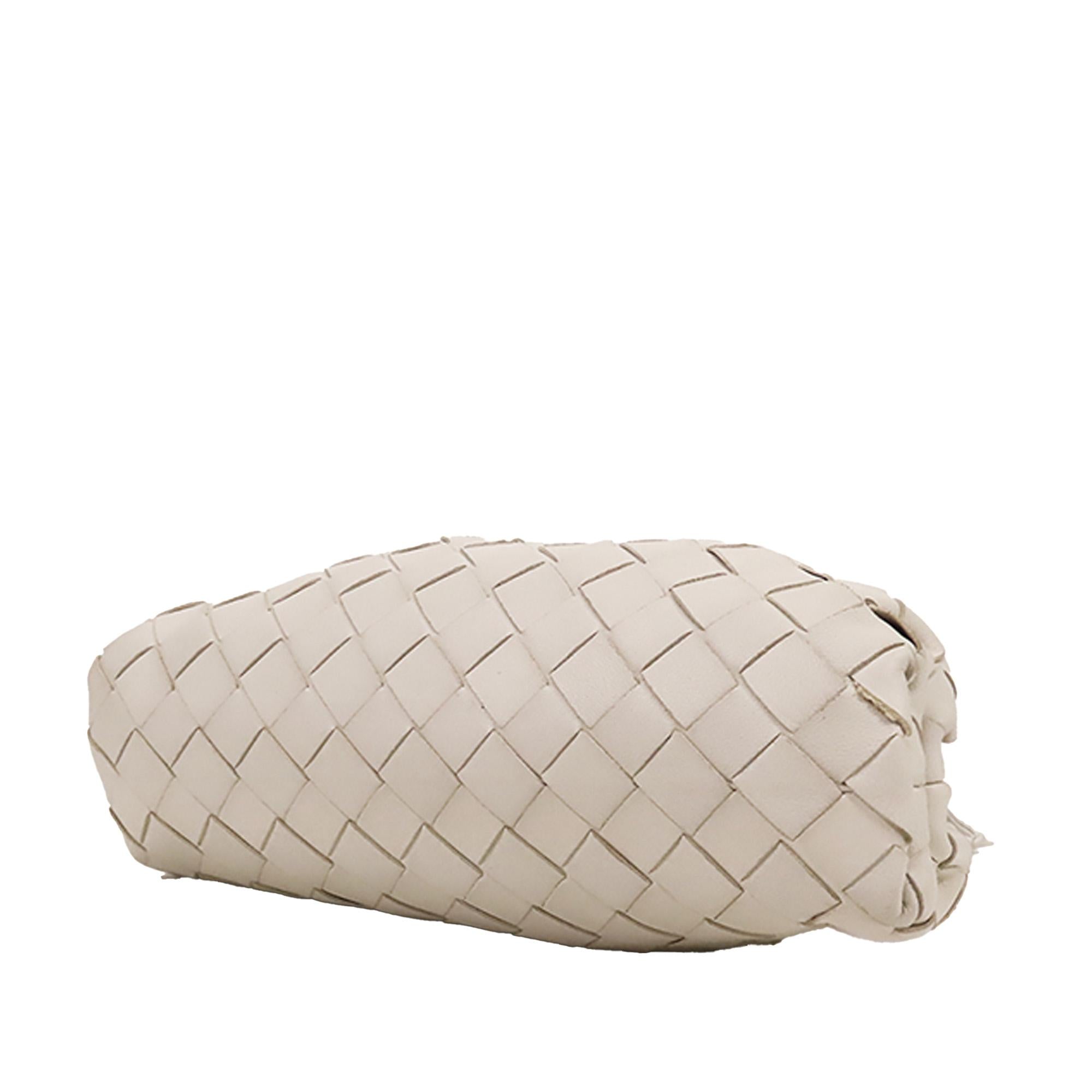 Bottega Veneta Intrecciato The Mini Pouch (SHG-G2TffH)