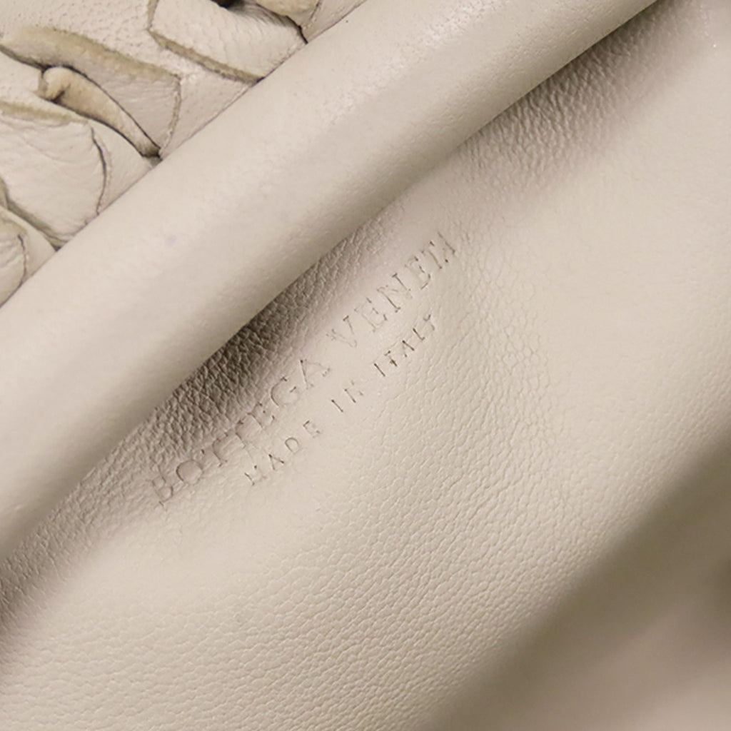 Bottega Veneta Intrecciato The Mini Pouch (SHG-G2TffH)